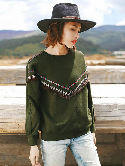 Loose Tasseled Embroidered Sweatshirt