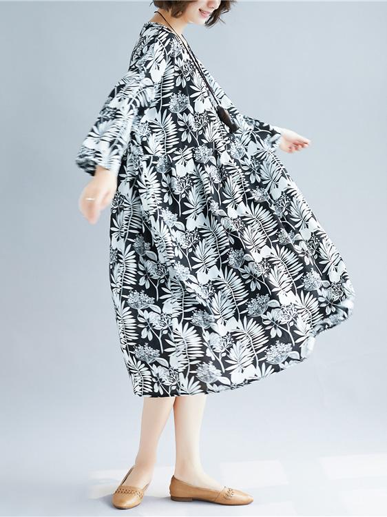 Loose Chiffon Plants Print Round-neck Long Dress+Black Jumper Skirt