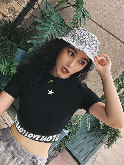 Skinny Star Graphic Cropped Tees