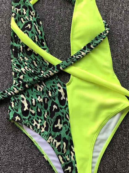 Color Block Wide Strap One-piece Swimsuit