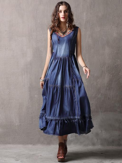 Loose Plus Size Embroidered V-neck Midi Dresses