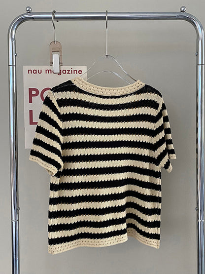 Simple Black White Contrast Color Striped Knitting T-Shirt