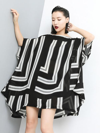 Super Loose Irregular Striped T-shirt