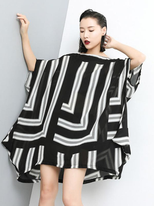 Super Loose Irregular Striped T-shirt