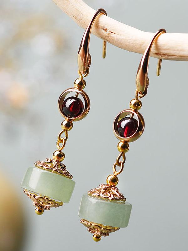 Vintage Jade Eardrop