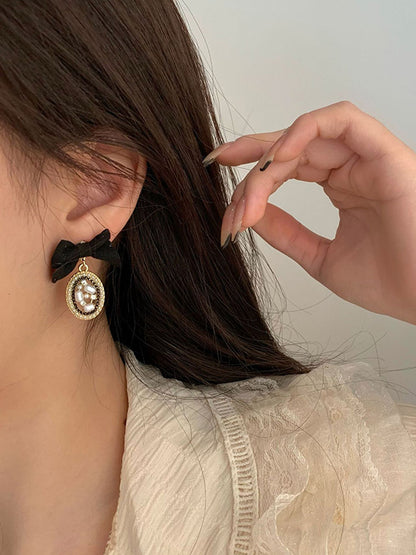 Normcore Pearls Bow-Embellished Geometry Earrings