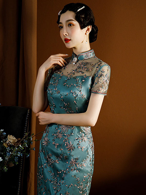 Vintage Tie-Dyed Hollow Beaded Split-Side Stand Collar Silk Cheongsam