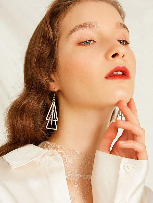 Geometry Triangle Eardrop