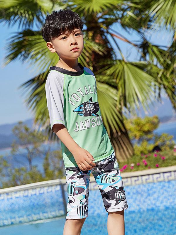 AONIHUA Green Little Boy Swimwear