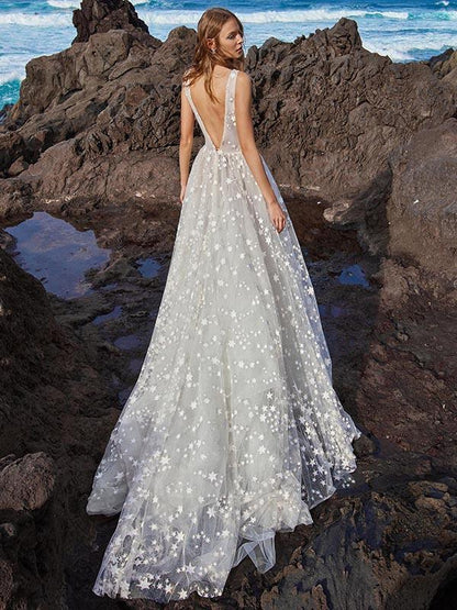 Deep V-neck Sleeveless V-back Bohemia Wedding Dress