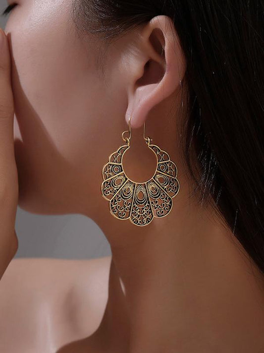 Vintage Geometric Openwork Flower Earrings