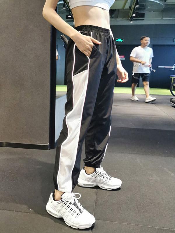 Loose Reflex Streak Athletic Pants