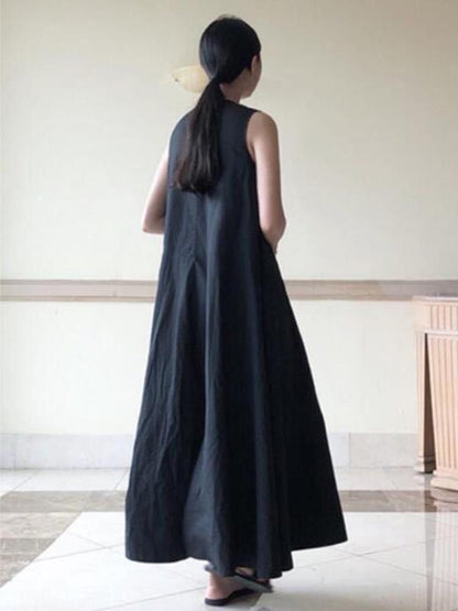 Simple Sleeveless Black Dress