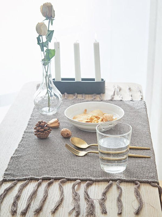 Full Cotton Solid Tasseled Napkin Mat