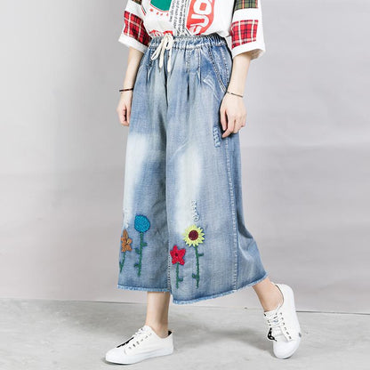 Casual Embroidered Flowers Wide Leg Jeans