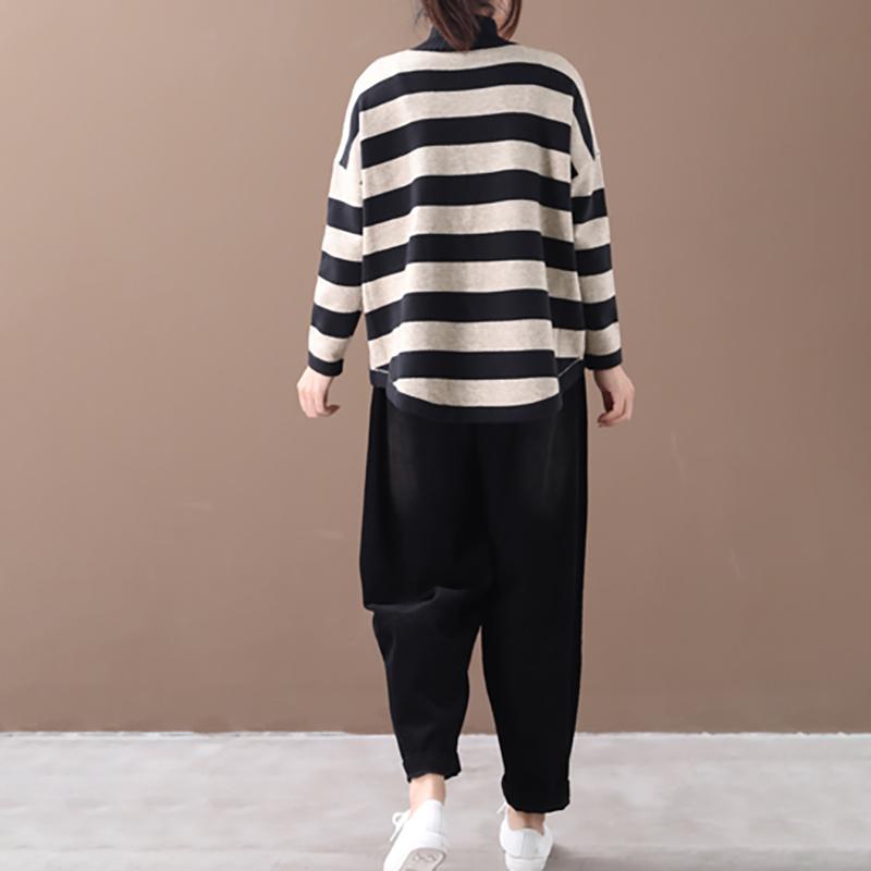 Buykud Simple And Comfortable Classic Striped Sweater