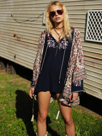 Embroidered V-neck Blouses&Shirts