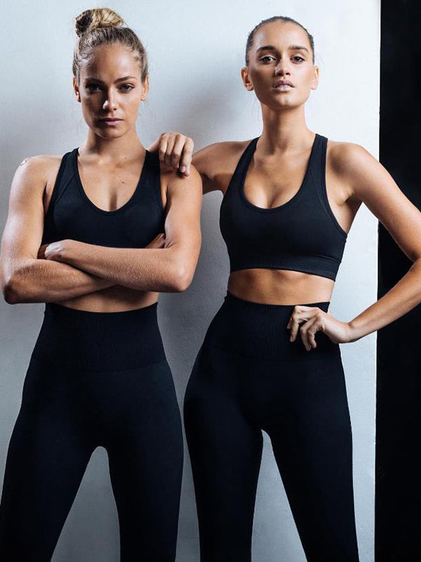 Seamless Simple Color Yoga Suits