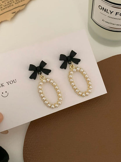 Original Pearls Bow Geometry Earrings