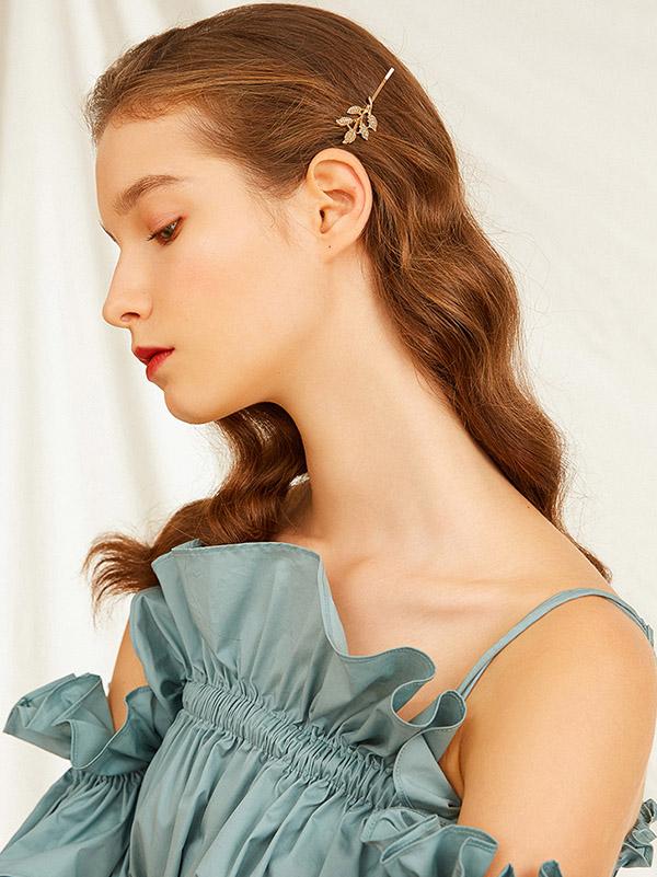 Simple Leaf Gold Color Barrette