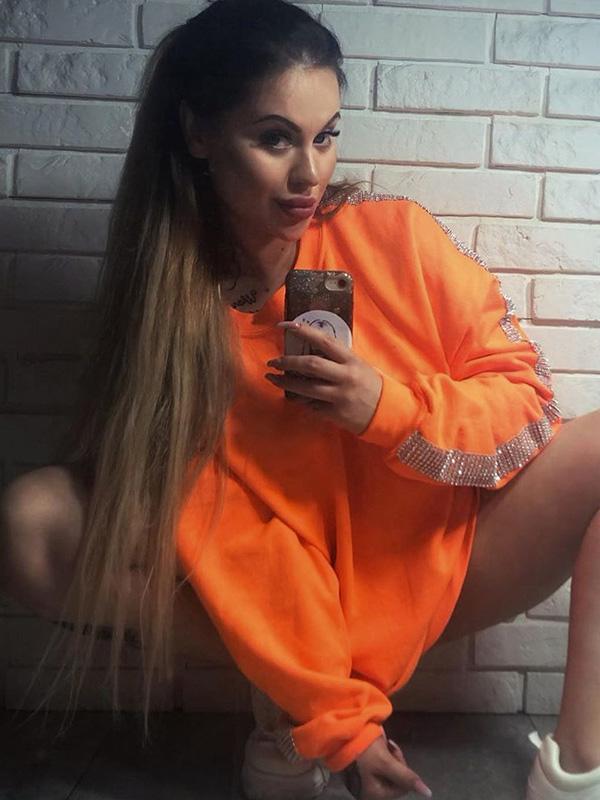 Pink Drilling Round-neck Sweatshirt