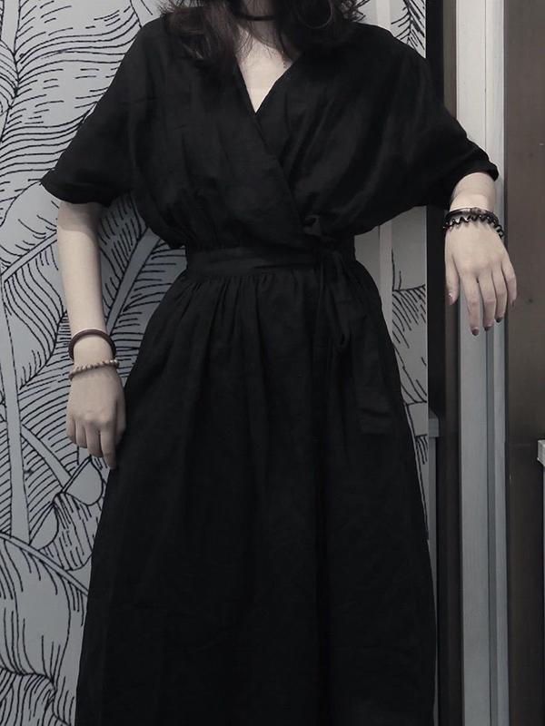 Ramie Cotton  Black Loose V-neck Batwing Sleeves Linen Dress
