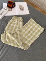 WHITE GREEN