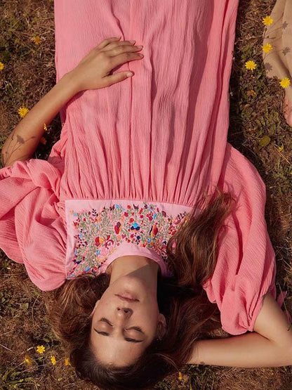 Vacation Embroidered Long Sleeves Midi Dress