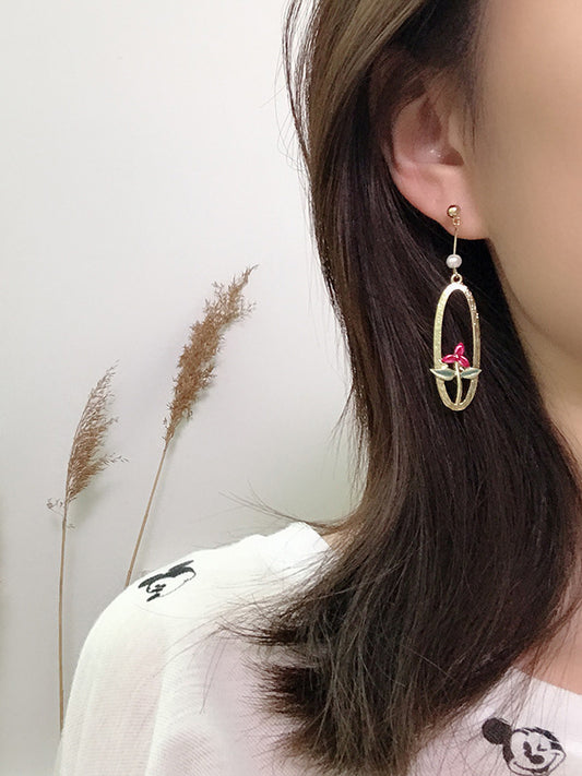 Artistic Retro Asymmetric Rose Earrings