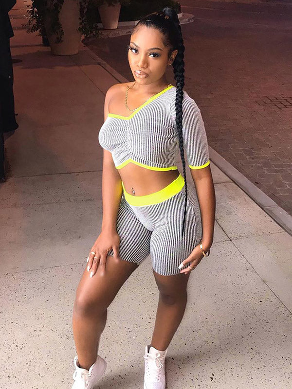 Striped One-Shoulder Exposed Navel Tees&Shorts Suits