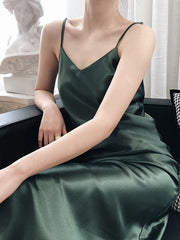 EMERALD GREEN